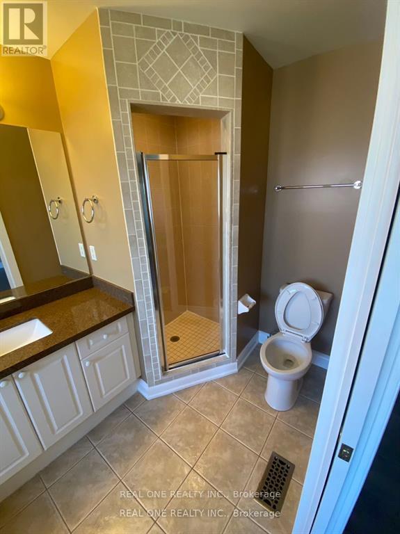 2460 Felhaber Crescent, Oakville, Ontario  L6H 7N8 - Photo 17 - W12208585