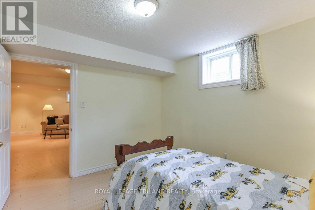 41 Greyrock Crescent, London East, Ontario  N5Y 6L4 - Photo 38 - X12208603