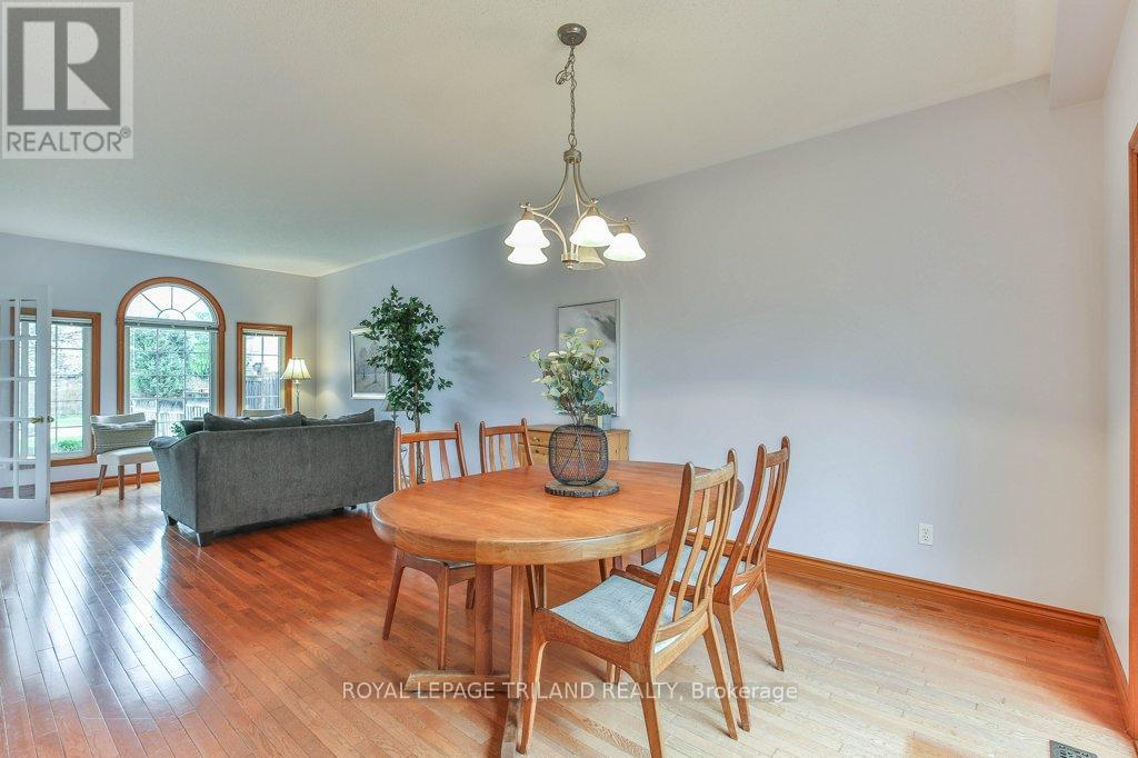 41 Greyrock Crescent, London East, Ontario  N5Y 6L4 - Photo 7 - X12208603