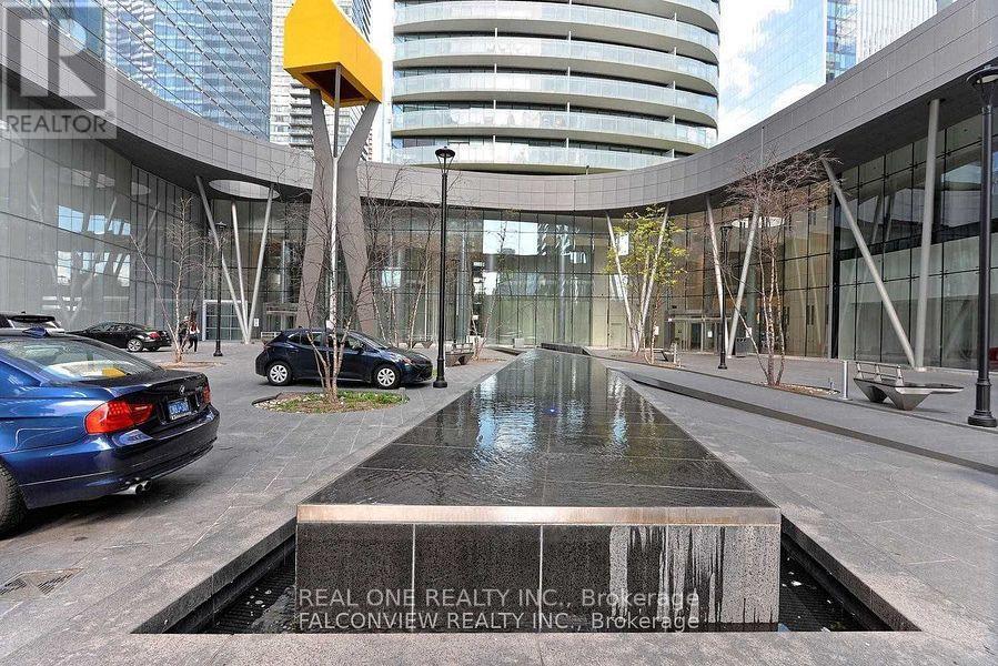 2506 - 14 York Street, Toronto, Ontario  M5J 0B1 - Photo 2 - C12208598