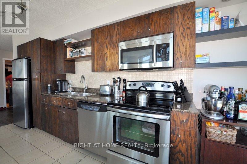 2301 - 361 Front Street W, Toronto, Ontario  M5V 3R5 - Photo 7 - C12208616
