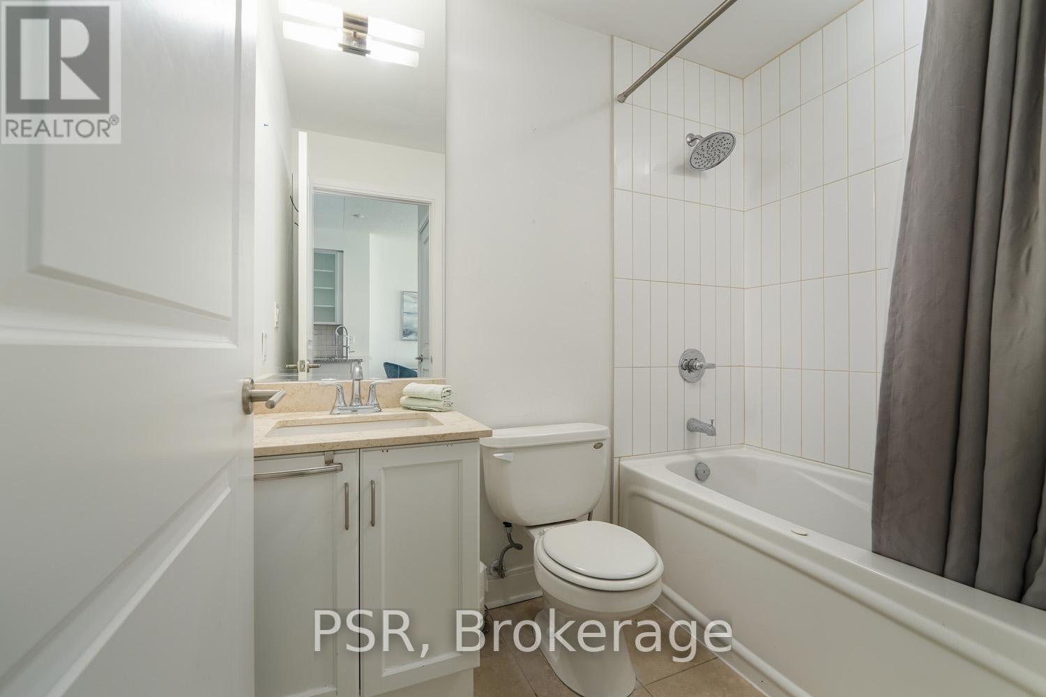 2103 - 18 Yorkville Avenue, Toronto, Ontario  M4W 3Y8 - Photo 14 - C12208623