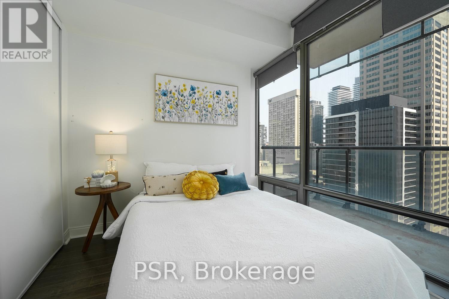 2103 - 18 Yorkville Avenue, Toronto, Ontario  M4W 3Y8 - Photo 16 - C12208623