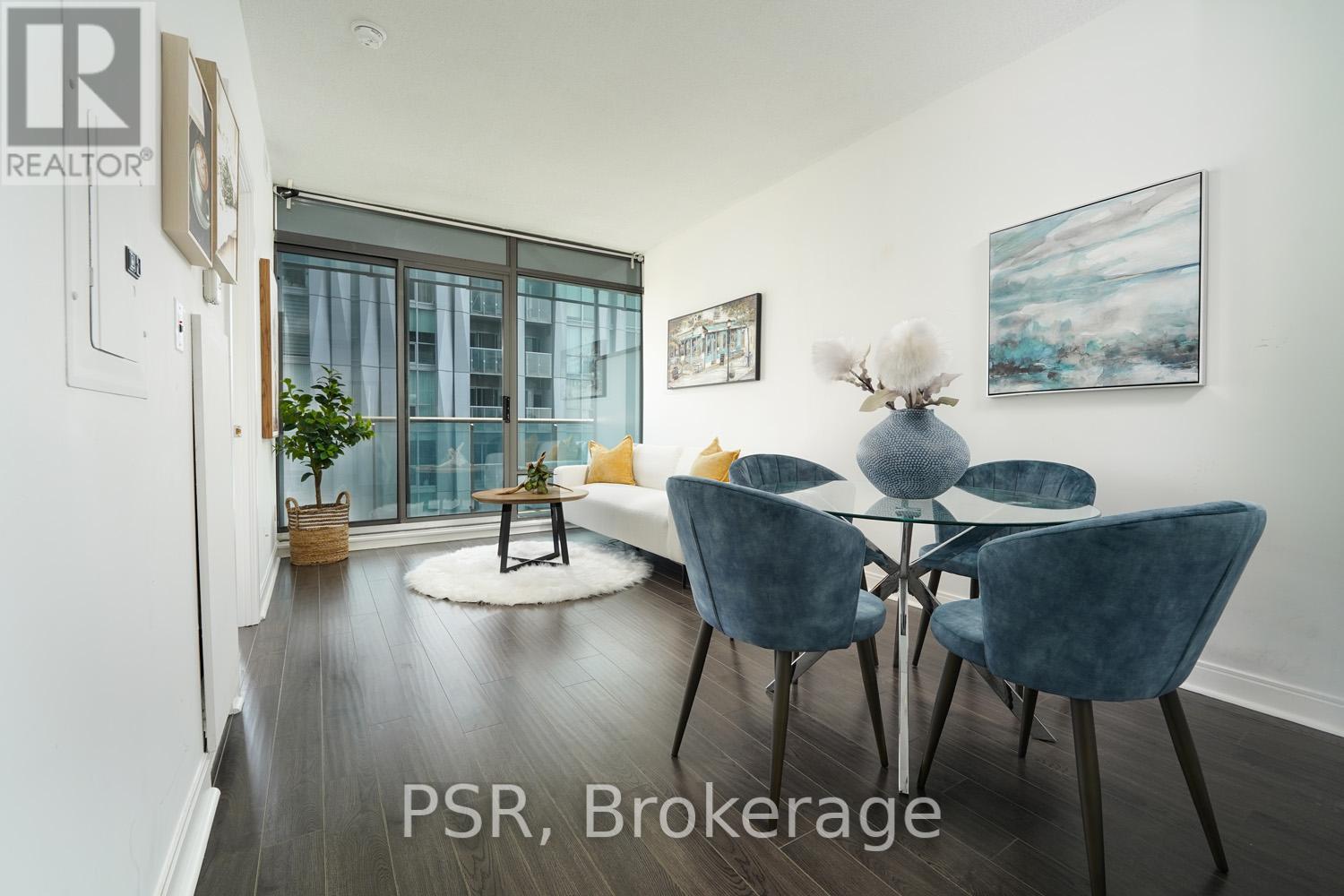 2103 - 18 Yorkville Avenue, Toronto, Ontario  M4W 3Y8 - Photo 4 - C12208623