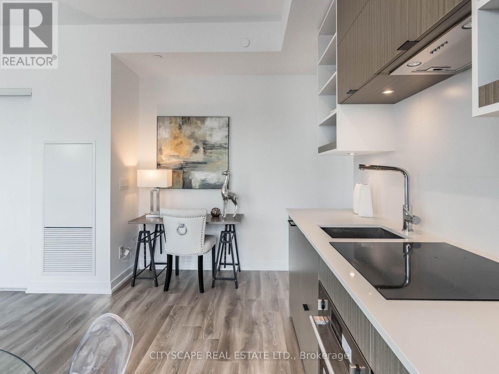 1302 - 20 Edward Street N, Toronto, Ontario  M5G 0C5 - Photo 16 - C12208628
