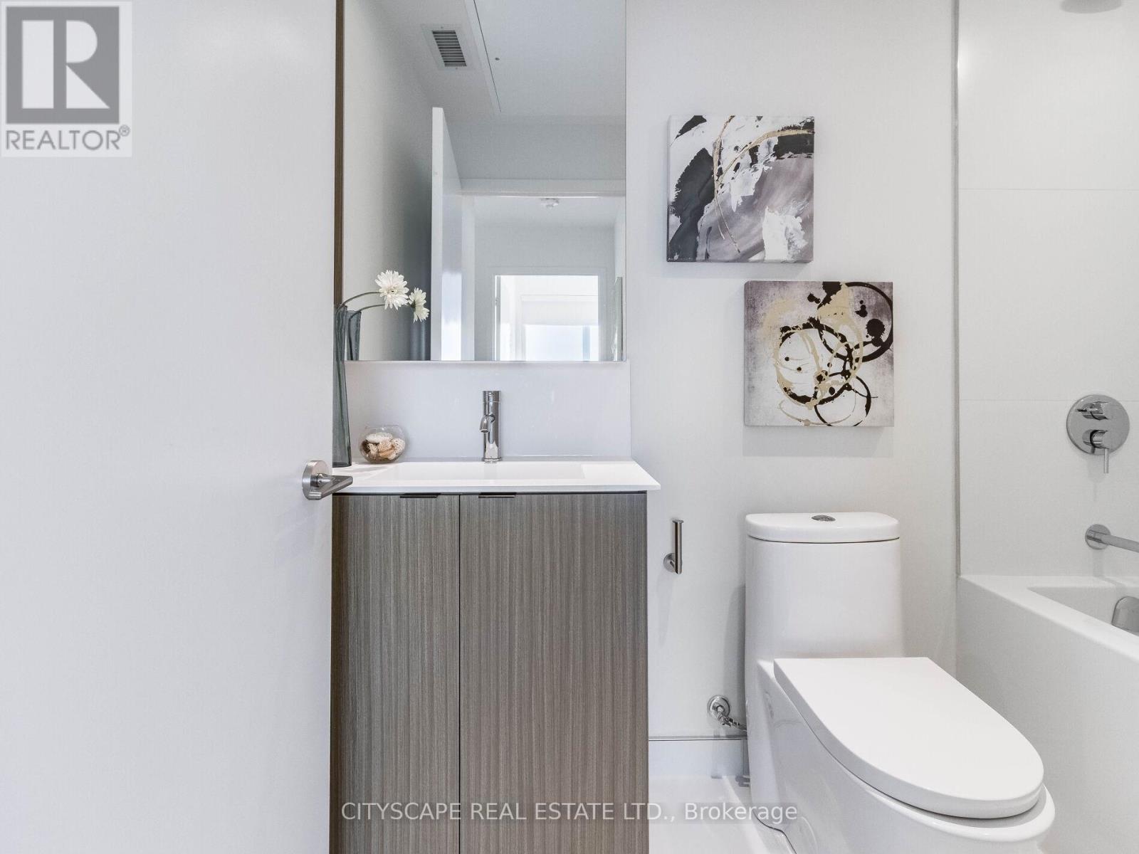 1302 - 20 Edward Street N, Toronto, Ontario  M5G 0C5 - Photo 22 - C12208628
