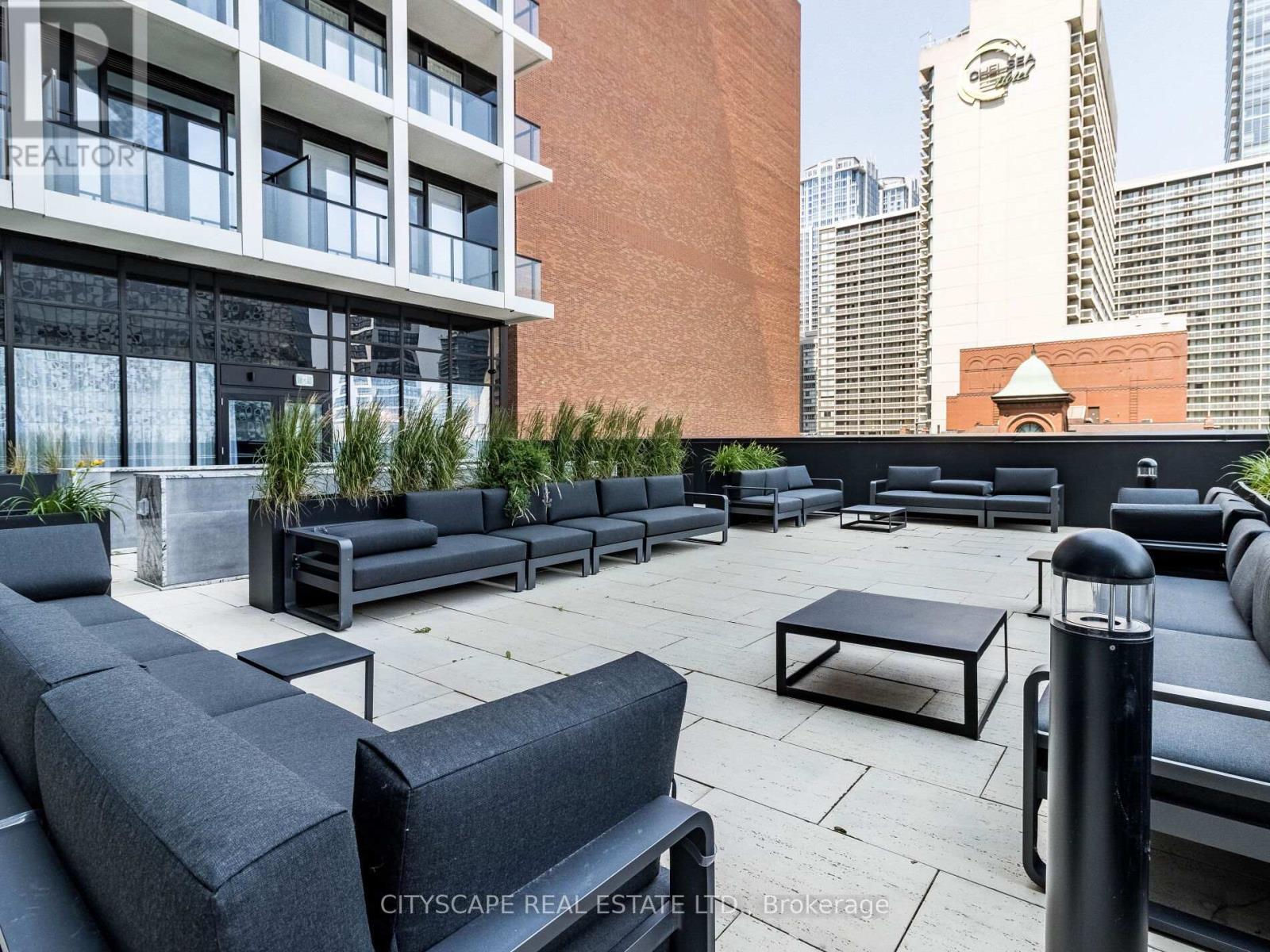 1302 - 20 Edward Street N, Toronto, Ontario  M5G 0C5 - Photo 28 - C12208628