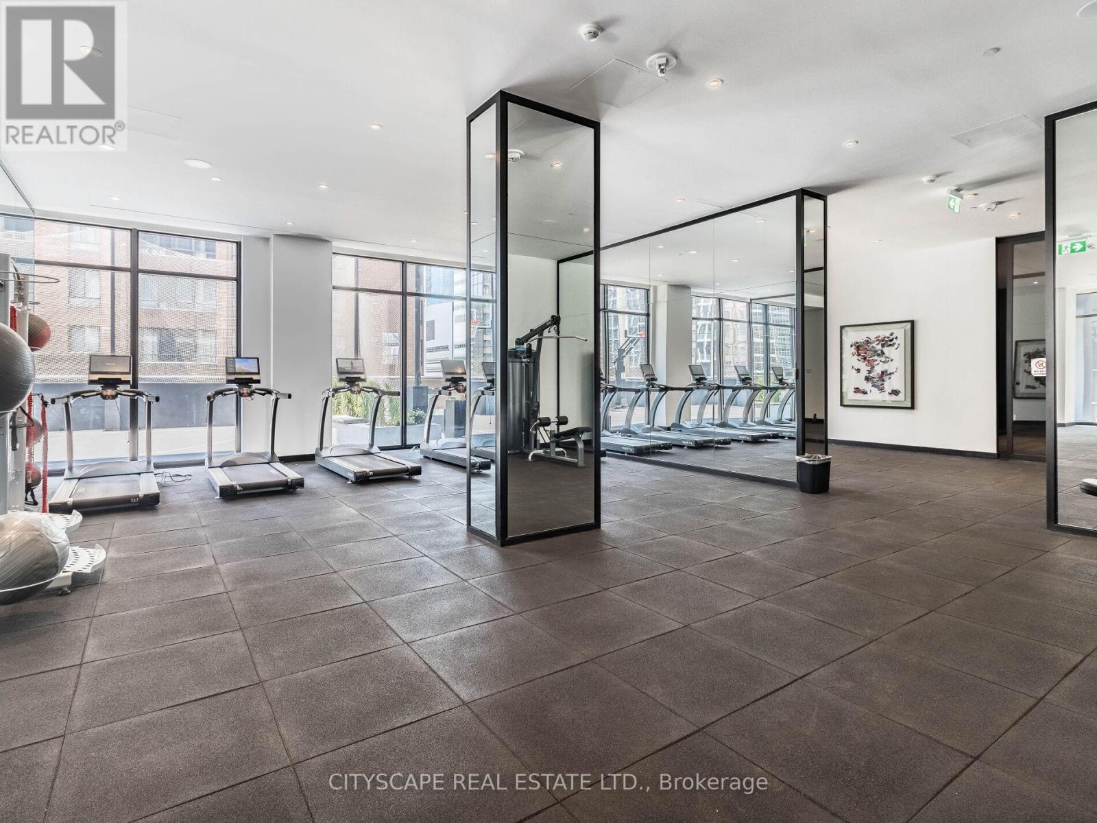 1302 - 20 Edward Street N, Toronto, Ontario  M5G 0C5 - Photo 29 - C12208628