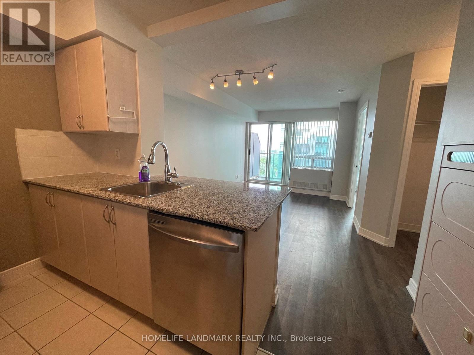 1610 - 35 Bales Avenue, Toronto, Ontario  M2N 7L7 - Photo 9 - C12208630