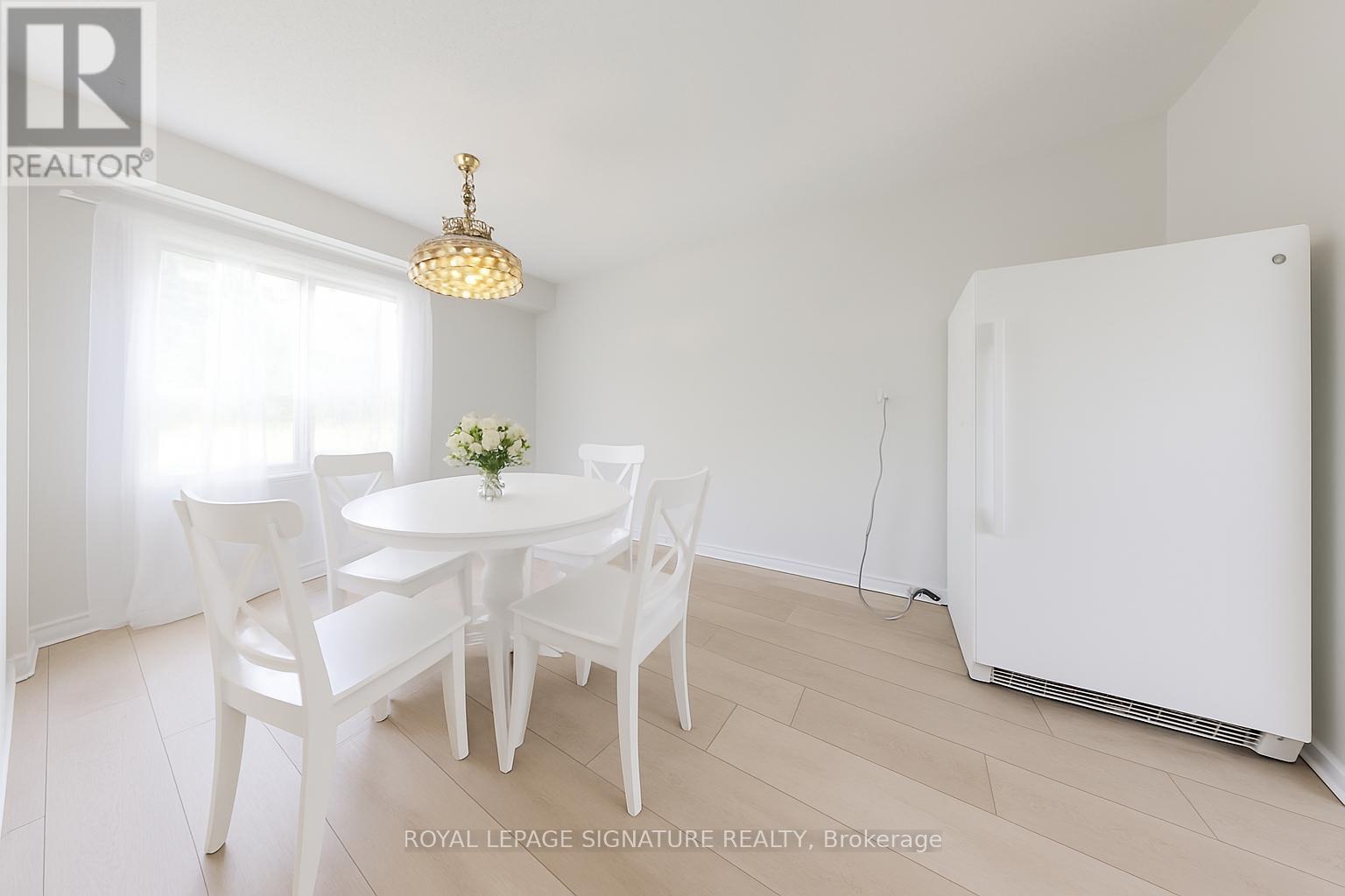 35 Crittenden Square, Toronto (Malvern), Ontario  M1B 1V2 - Photo 4 - E12208612