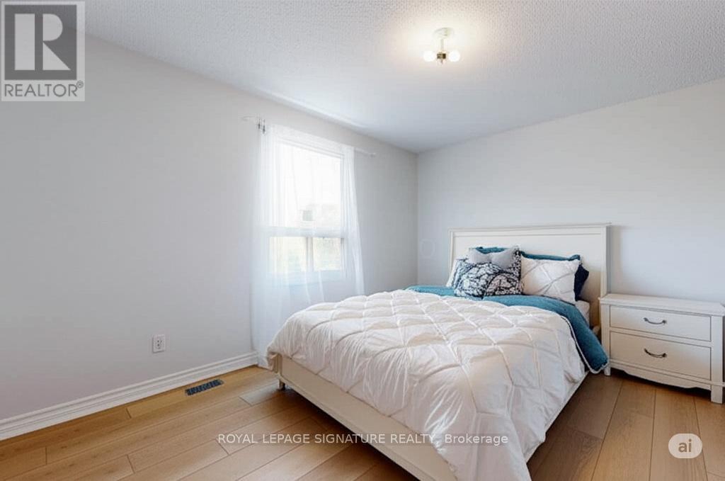 35 Crittenden Square, Toronto (Malvern), Ontario  M1B 1V2 - Photo 8 - E12208612