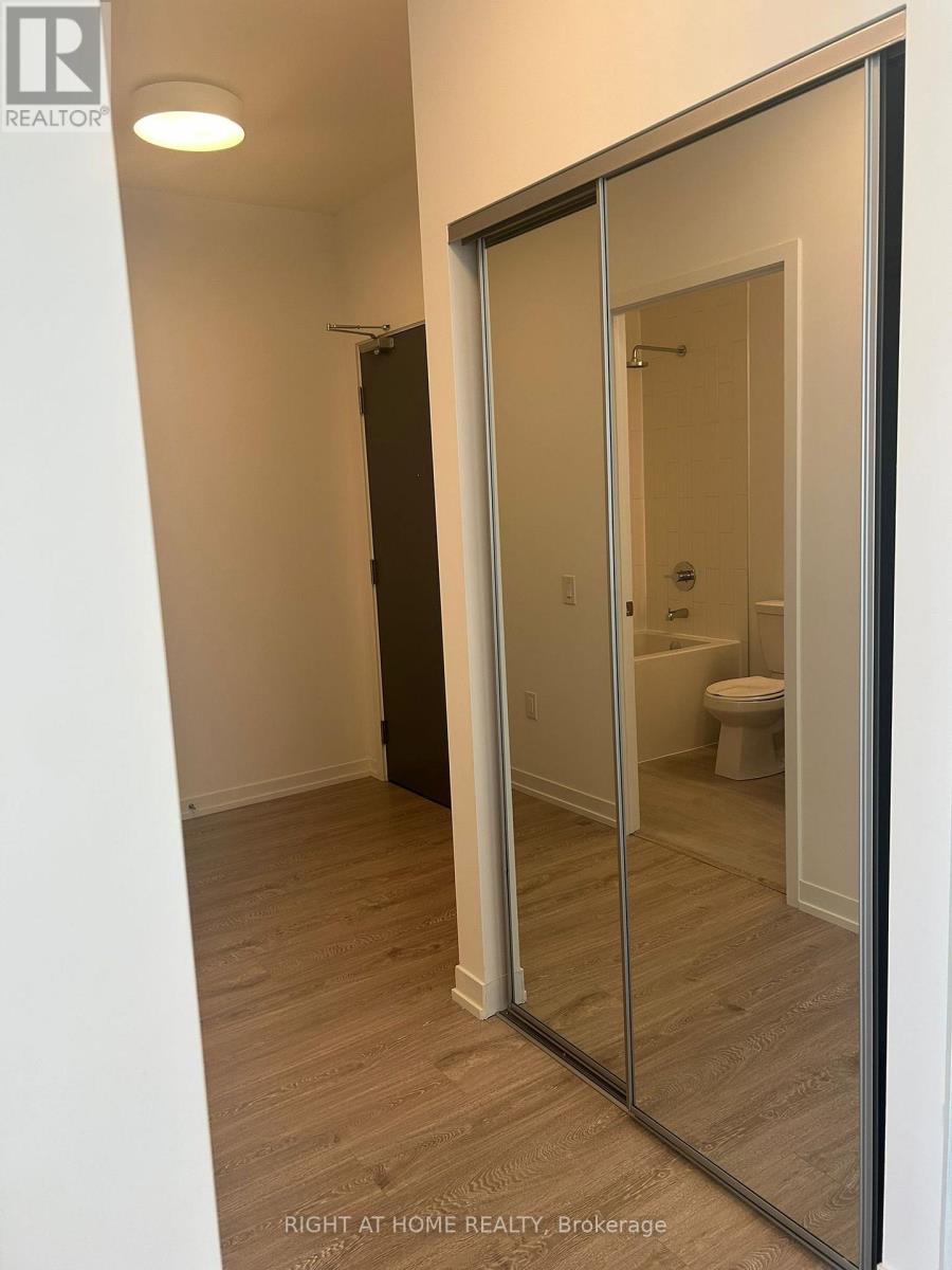 723 - 2485 Eglinton Avenue W, Mississauga (Central Erin Mills), Ontario  L5M 2T1 - Photo 24 - W12208583