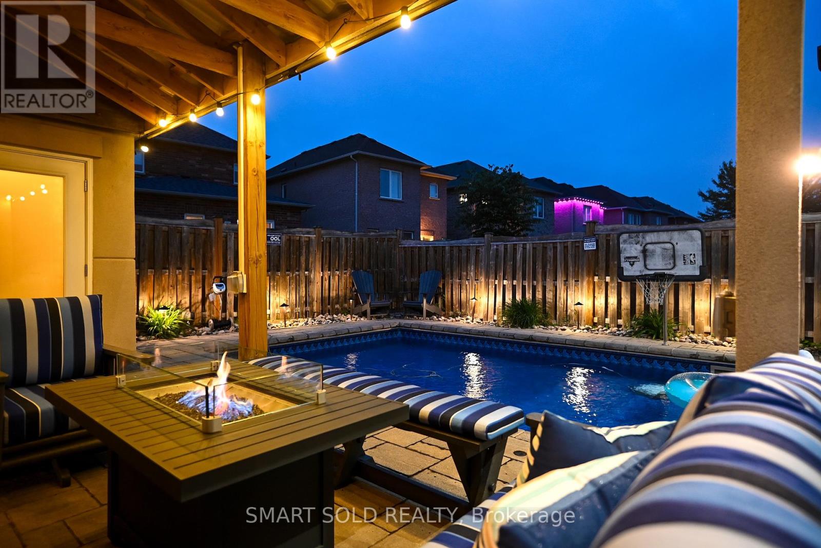 65 Melbourne Drive, Richmond Hill, Ontario  L4S 2V2 - Photo 4 - N12208595