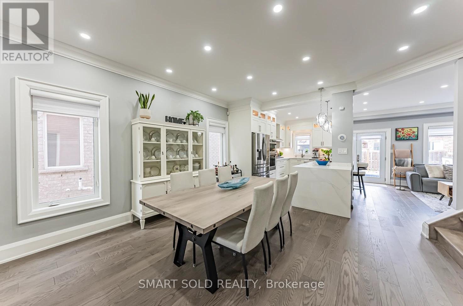 65 Melbourne Drive, Richmond Hill, Ontario  L4S 2V2 - Photo 8 - N12208595