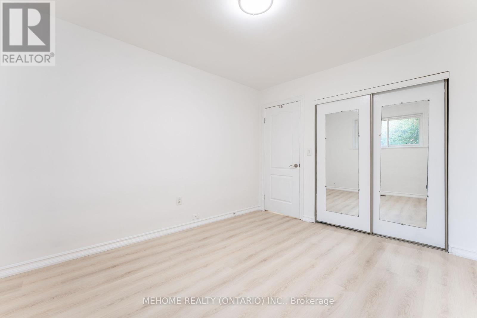 230 East Street, East Gwillimbury, Ontario  L9N 1K8 - Photo 25 - N12208608