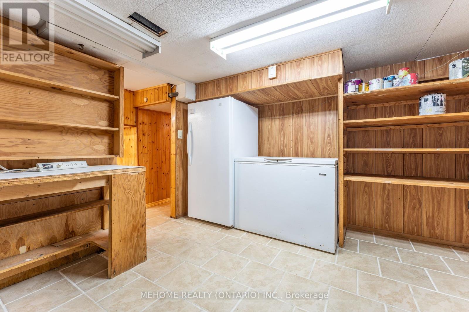 230 East Street, East Gwillimbury, Ontario  L9N 1K8 - Photo 37 - N12208608