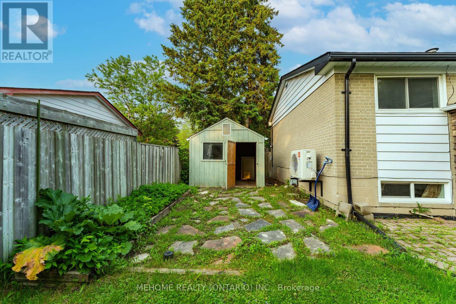 230 East Street, East Gwillimbury, Ontario  L9N 1K8 - Photo 41 - N12208608