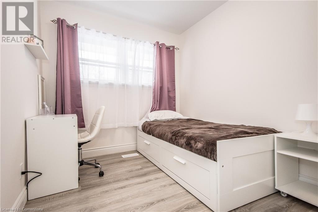 33 Third Avenue, Cambridge, Ontario  N1S 2C5 - Photo 12 - 40738749