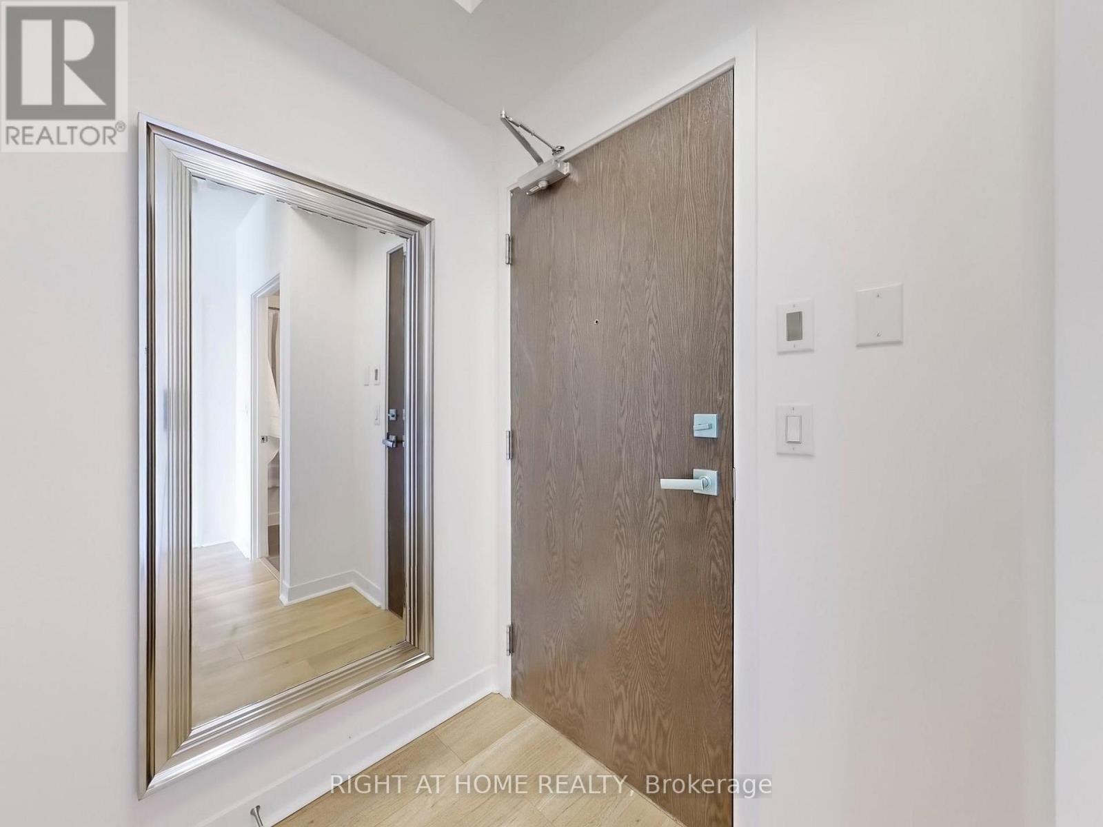 2601 - 360 Square One Drive, Mississauga, Ontario  L5B 0G7 - Photo 20 - W12208600