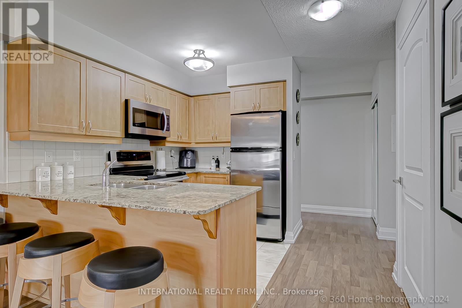 909 - 1070 Sheppard Avenue W, Toronto, Ontario  M3J 0G8 - Photo 7 - W12208613