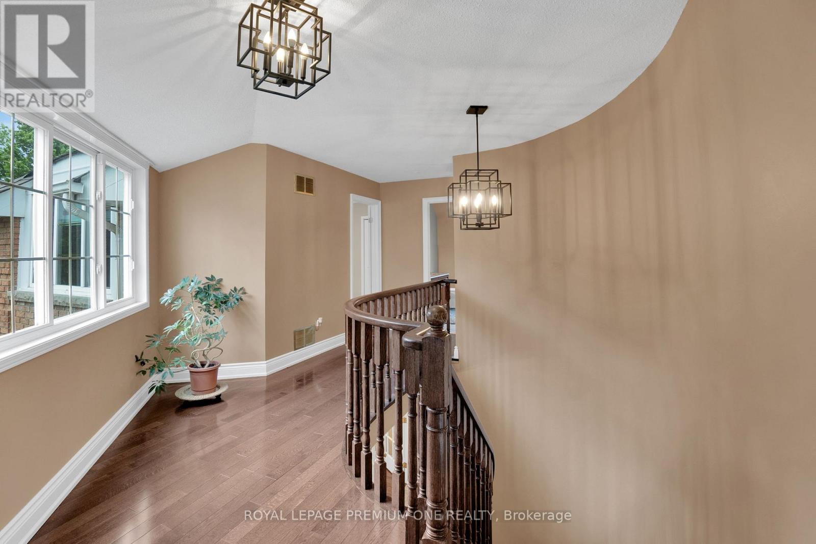 40 Parkend Avenue, Brampton, Ontario  L6Y 1B2 - Photo 20 - W12208615
