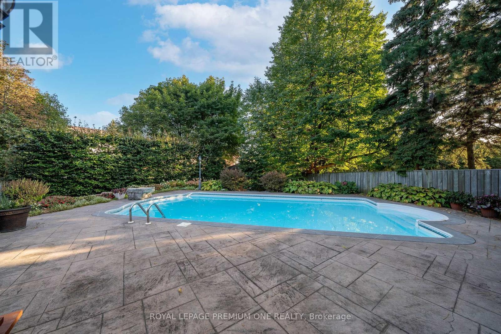 40 Parkend Avenue, Brampton, Ontario  L6Y 1B2 - Photo 33 - W12208615