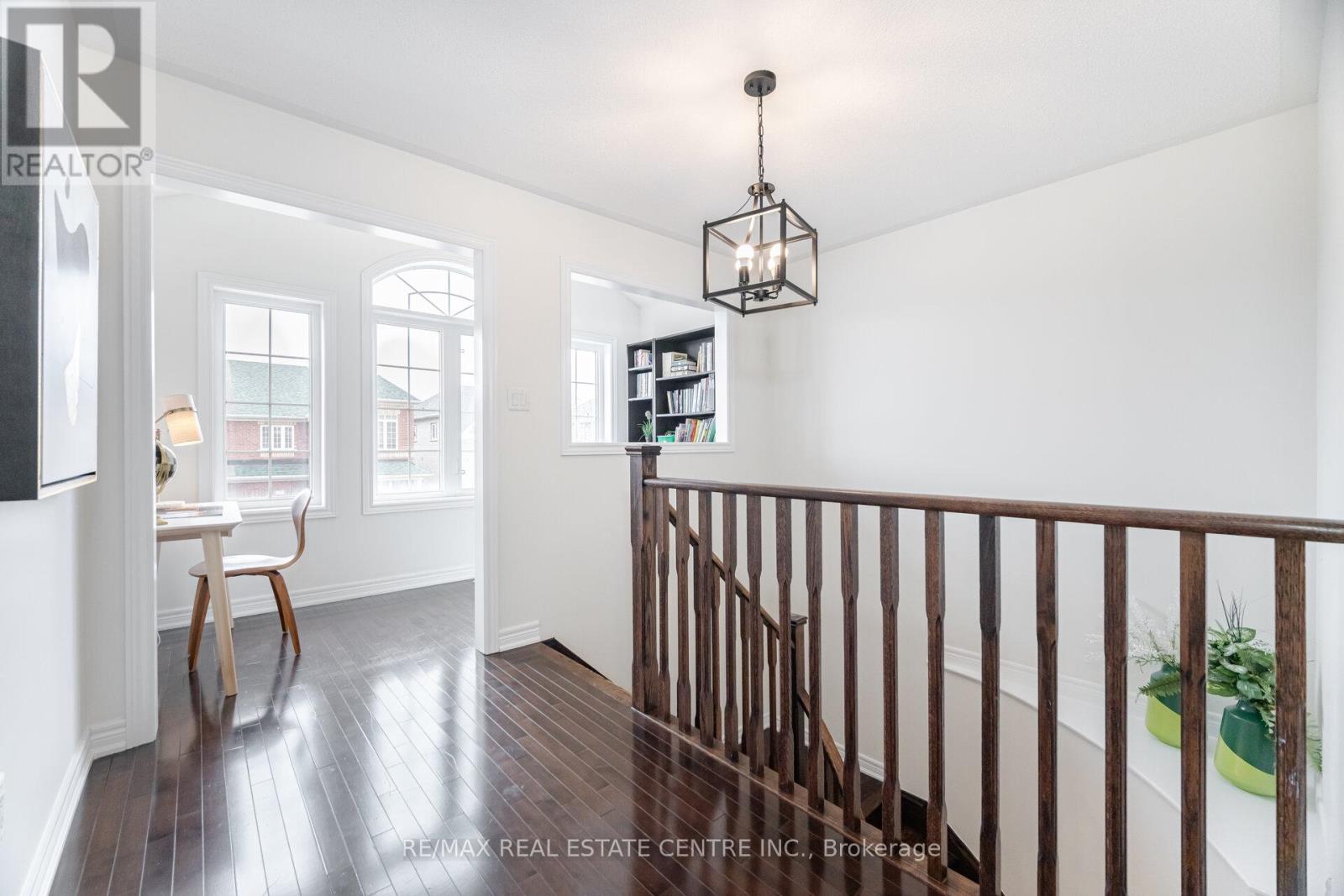 Upper Floor Only - 36 Callalily Road, Brampton, Ontario  L7A 0M2 - Photo 36 - W12208618