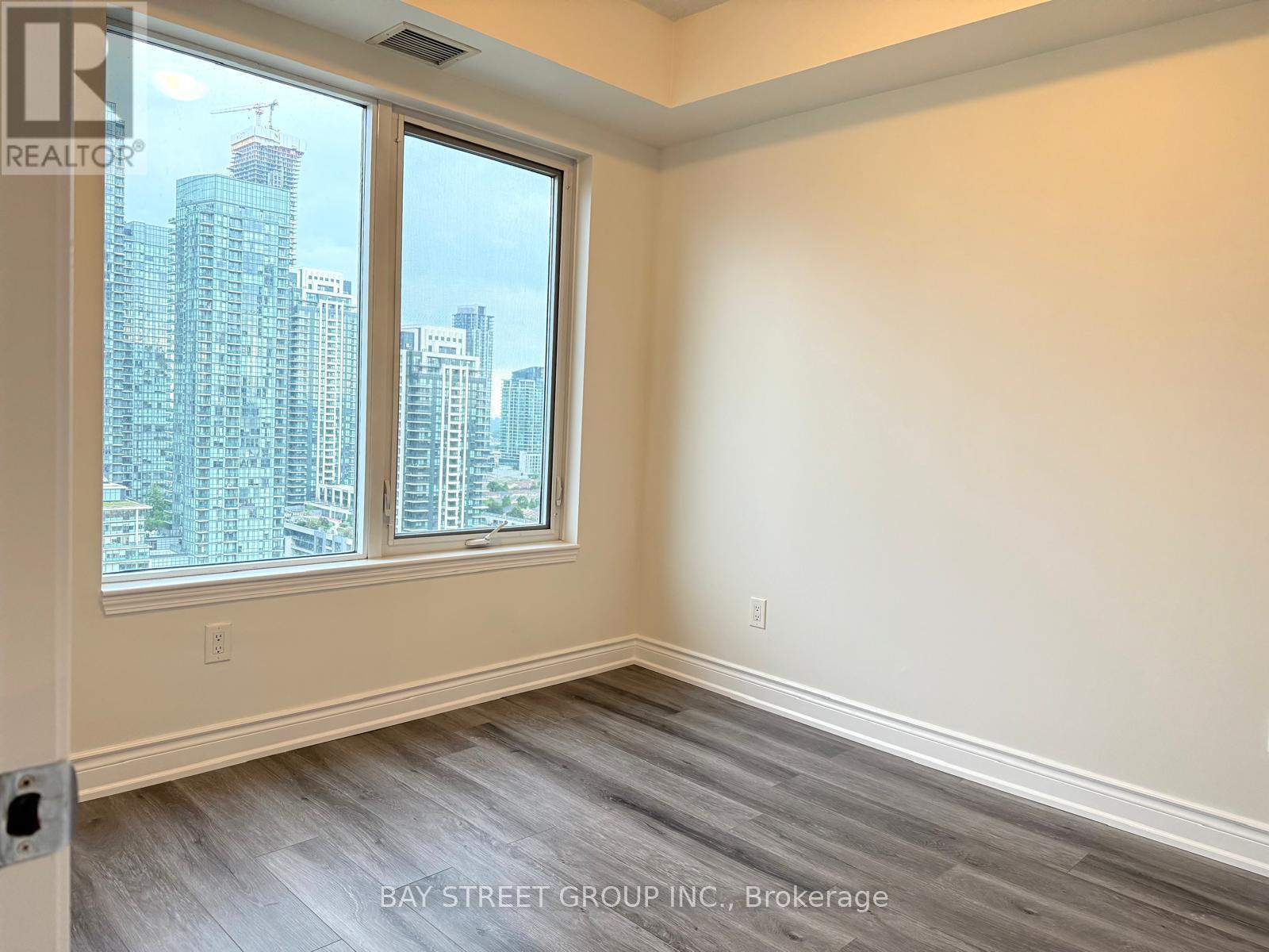1807 - 385 Prince Of Wales Drive, Mississauga, Ontario  L5B 0C6 - Photo 20 - W12208620