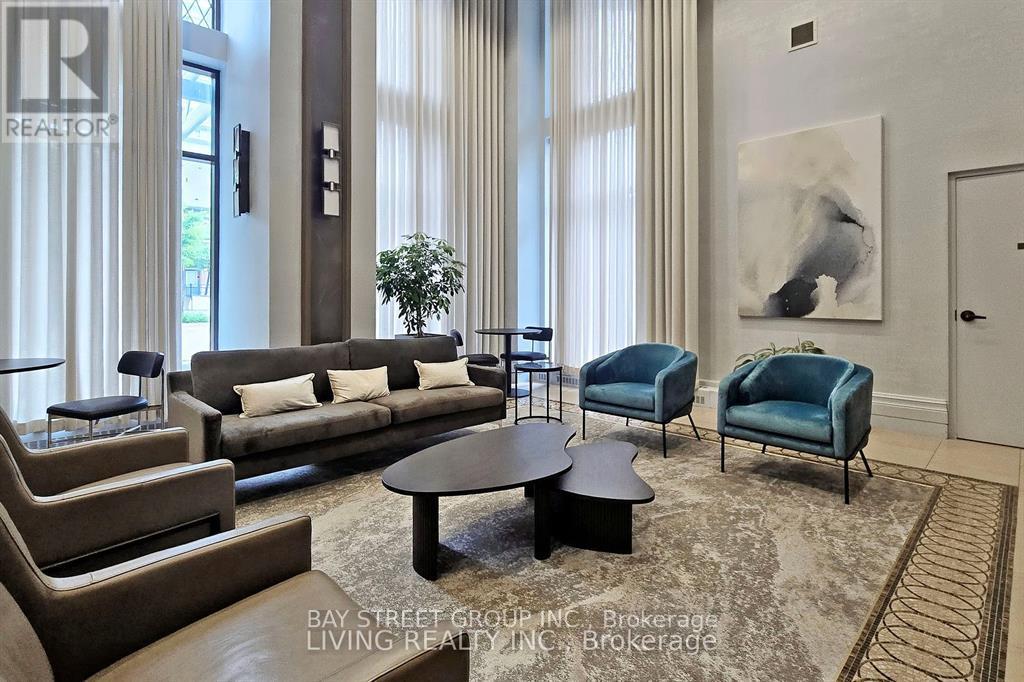 1807 - 385 Prince Of Wales Drive, Mississauga, Ontario  L5B 0C6 - Photo 4 - W12208620