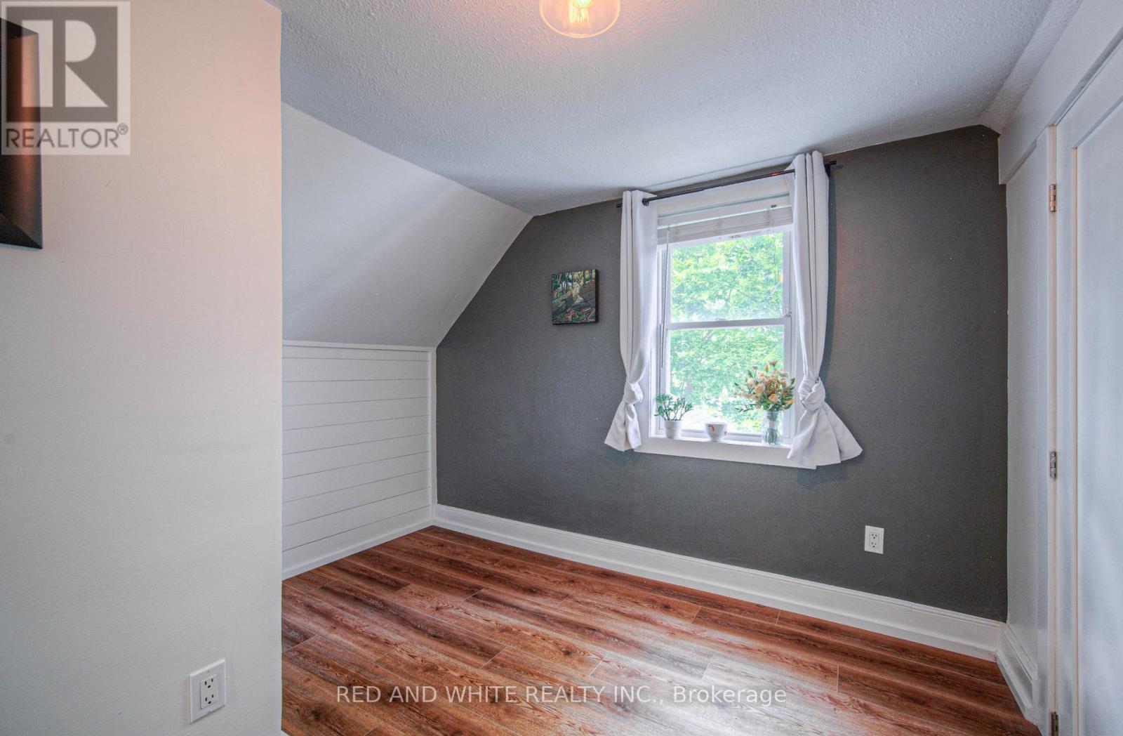94 South Drive S, Kitchener, Ontario  N2M 4B7 - Photo 24 - X12208593