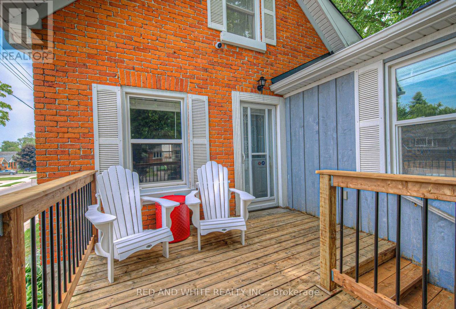 94 South Drive S, Kitchener, Ontario  N2M 4B7 - Photo 4 - X12208593