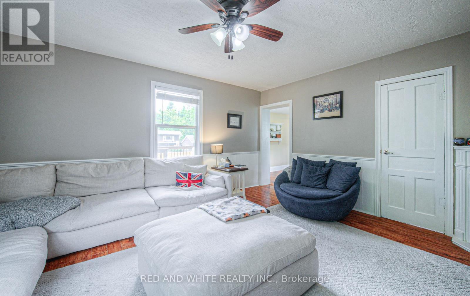 94 South Drive S, Kitchener, Ontario  N2M 4B7 - Photo 8 - X12208593