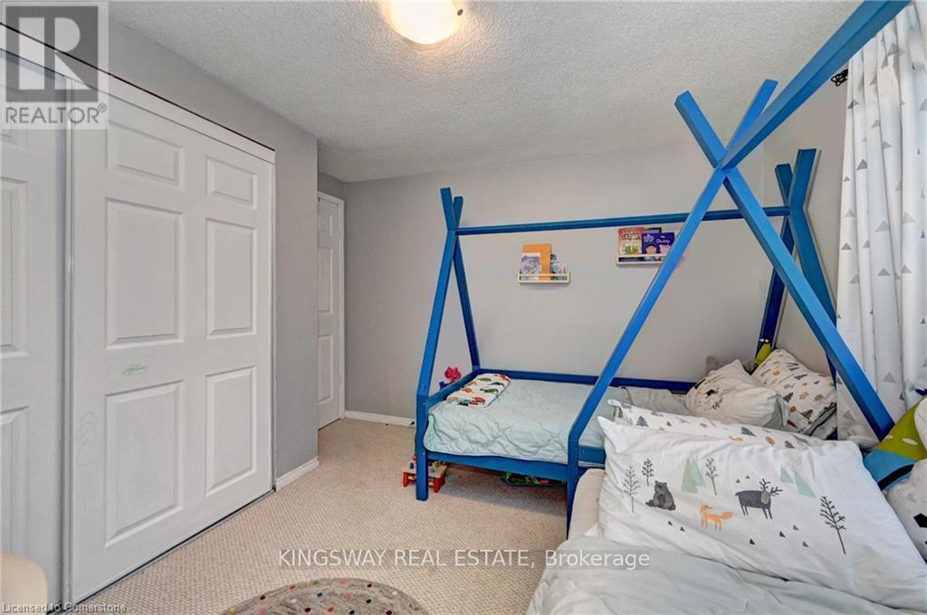 19 Sofron Drive, Cambridge, Ontario  N3C 4G5 - Photo 24 - X12208619