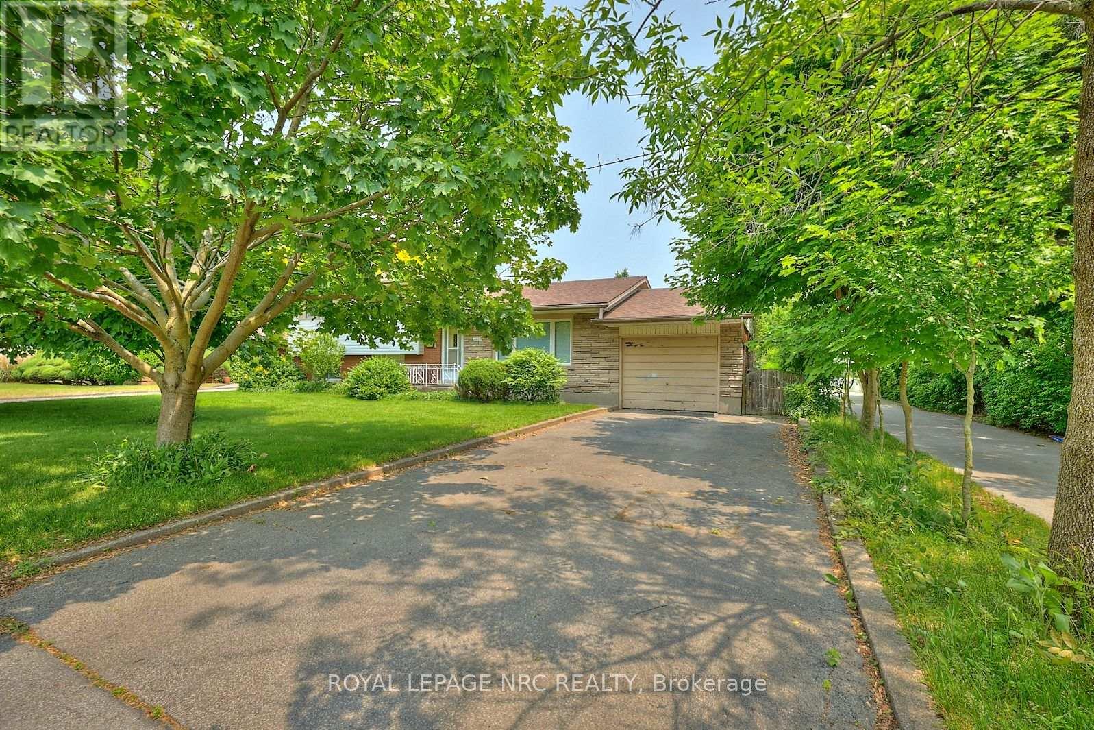 4682 PINEDALE DRIVE, Niagara Falls, Ontario