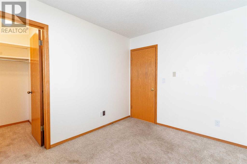 266 Edgepark Way Nw, Calgary, Alberta  T3A 4S7 - Photo 14 - A2218952