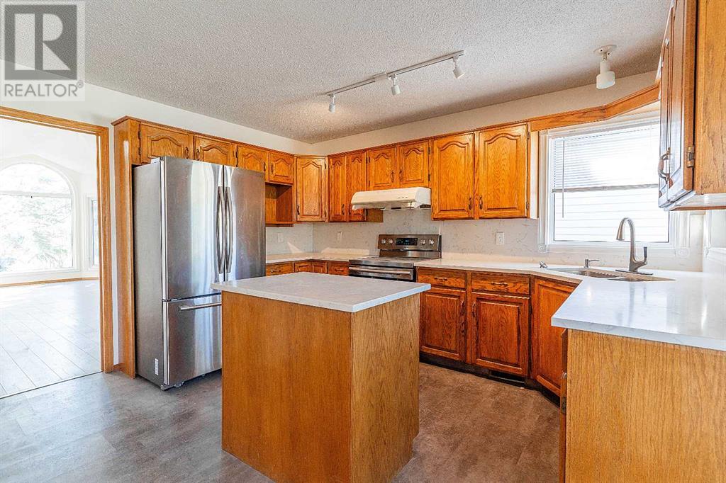266 Edgepark Way Nw, Calgary, Alberta  T3A 4S7 - Photo 7 - A2218952
