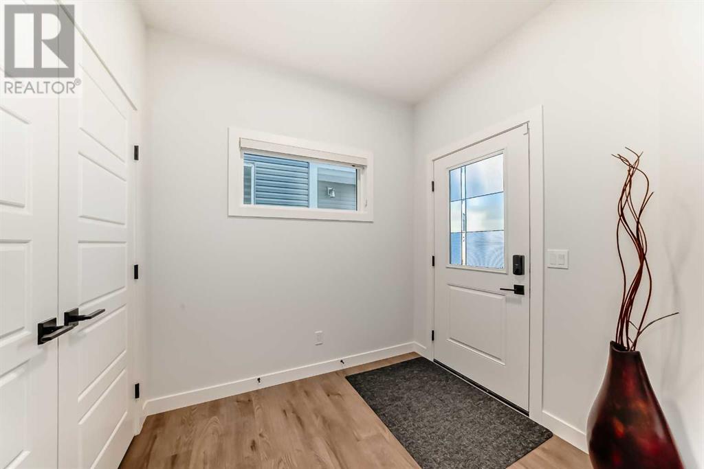 116 Ambleside Crescent Nw, Calgary, Alberta  T4B 3P5 - Photo 2 - A2224492