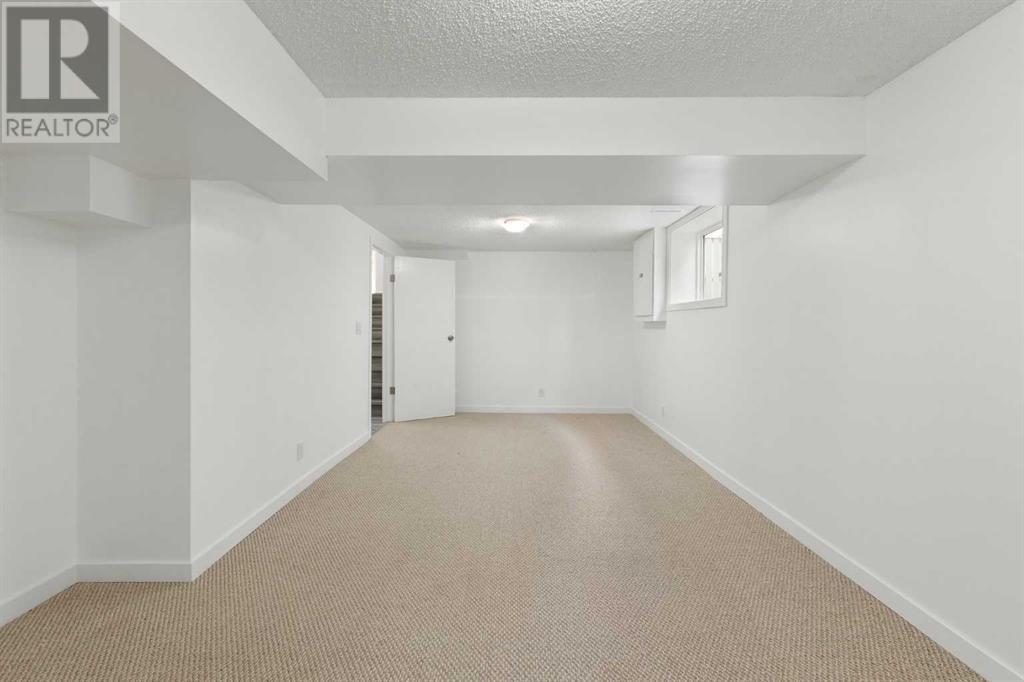 30 Pasadena Gardens Ne, Calgary, Alberta  T1Y 6L9 - Photo 29 - A2228343