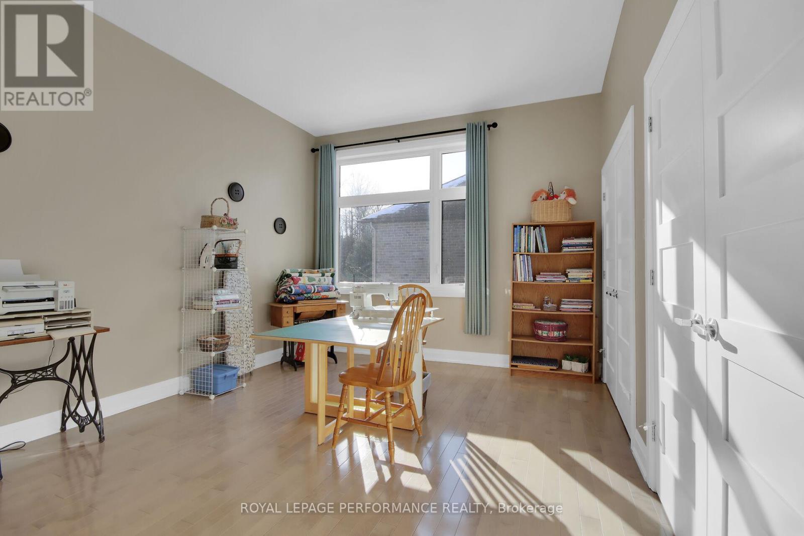 7412 Blue Water Crescent, Ottawa, Ontario  K4P 0C8 - Photo 29 - X12208658