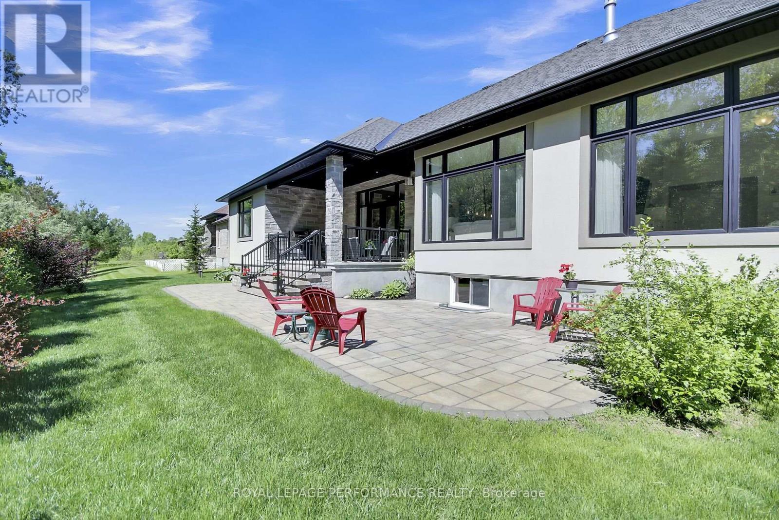 7412 Blue Water Crescent, Ottawa, Ontario  K4P 0C8 - Photo 43 - X12208658