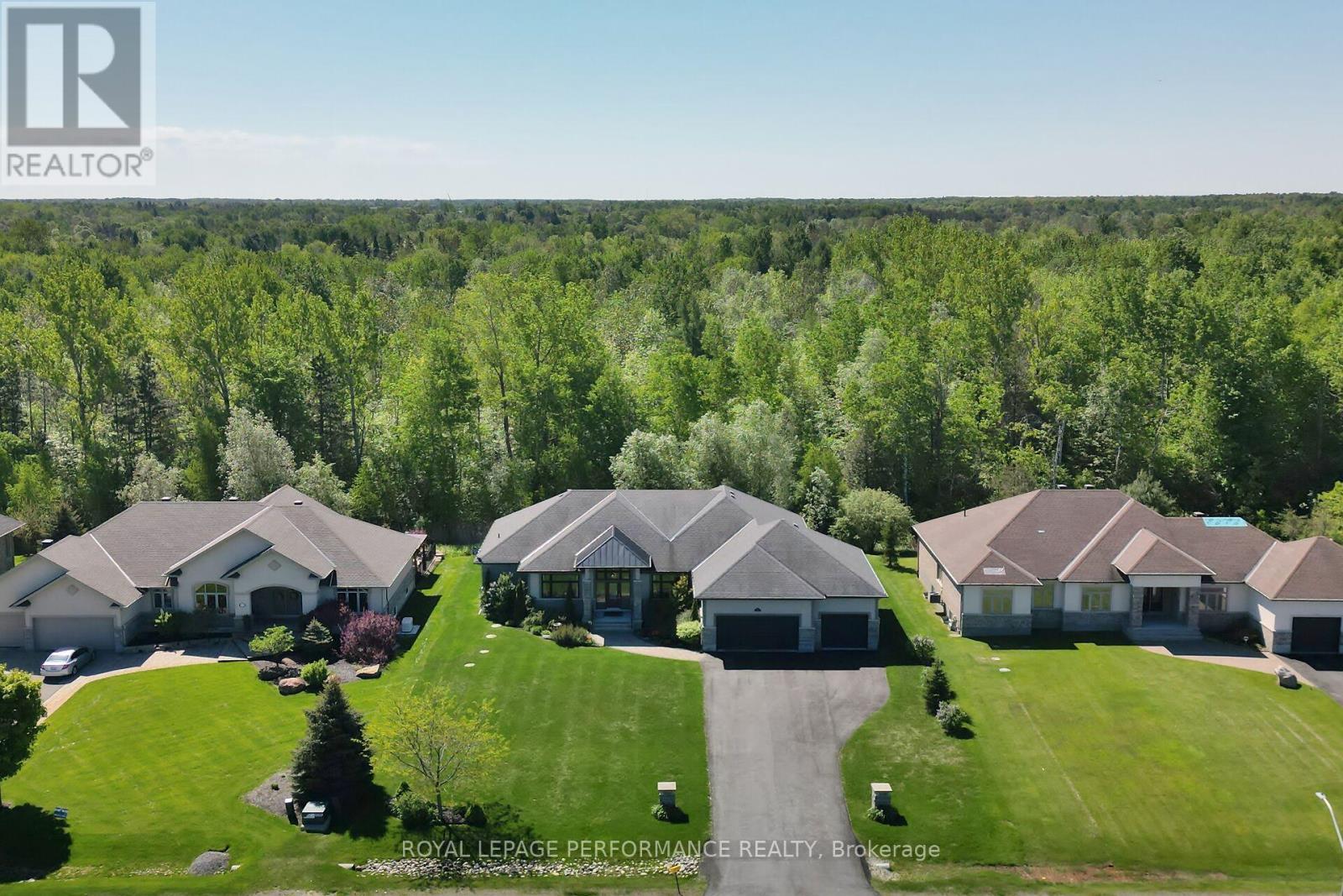 7412 Blue Water Crescent, Ottawa, Ontario  K4P 0C8 - Photo 48 - X12208658