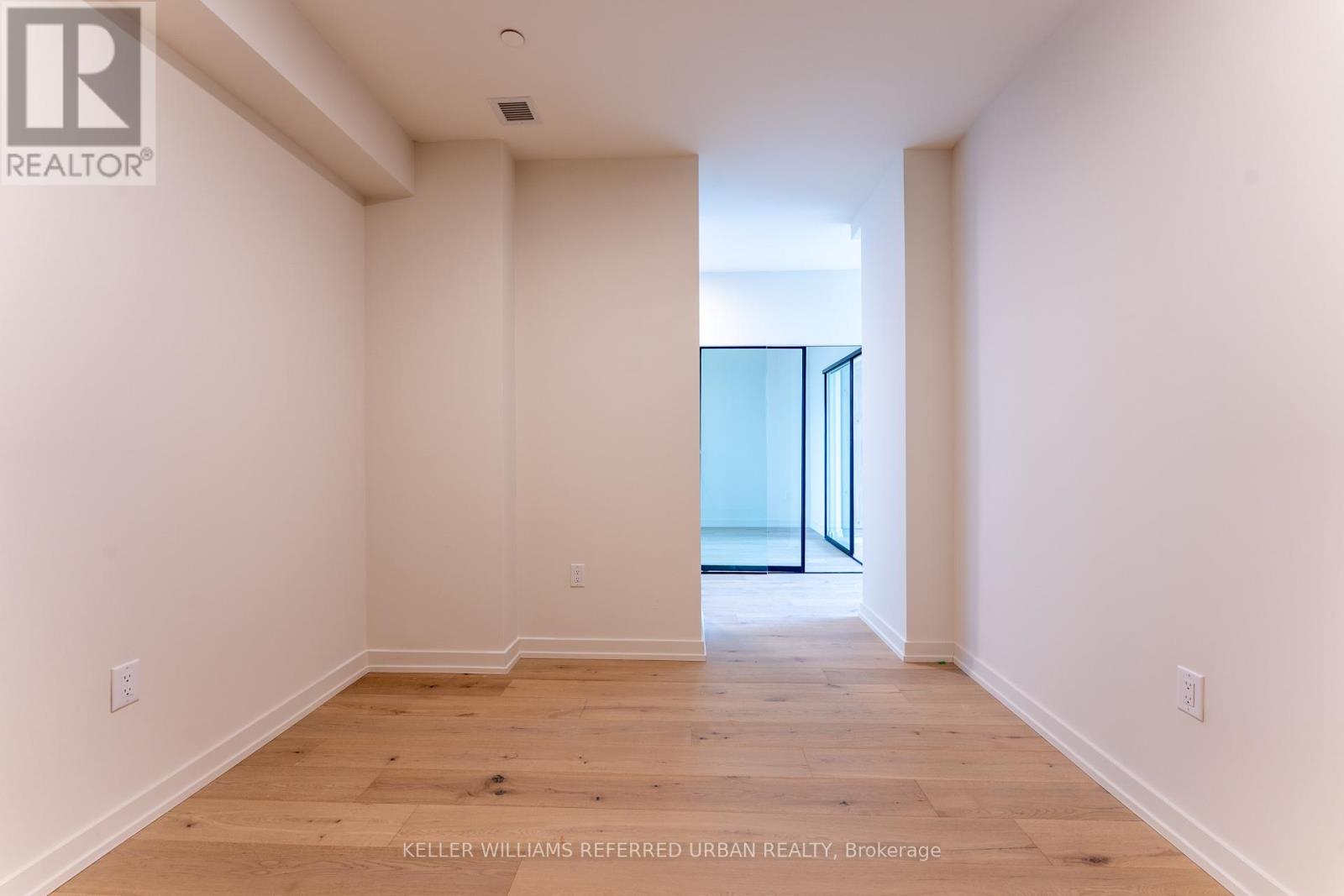 517 - 181 Sterling Road, Toronto, Ontario  M6R 0B2 - Photo 11 - C12208643