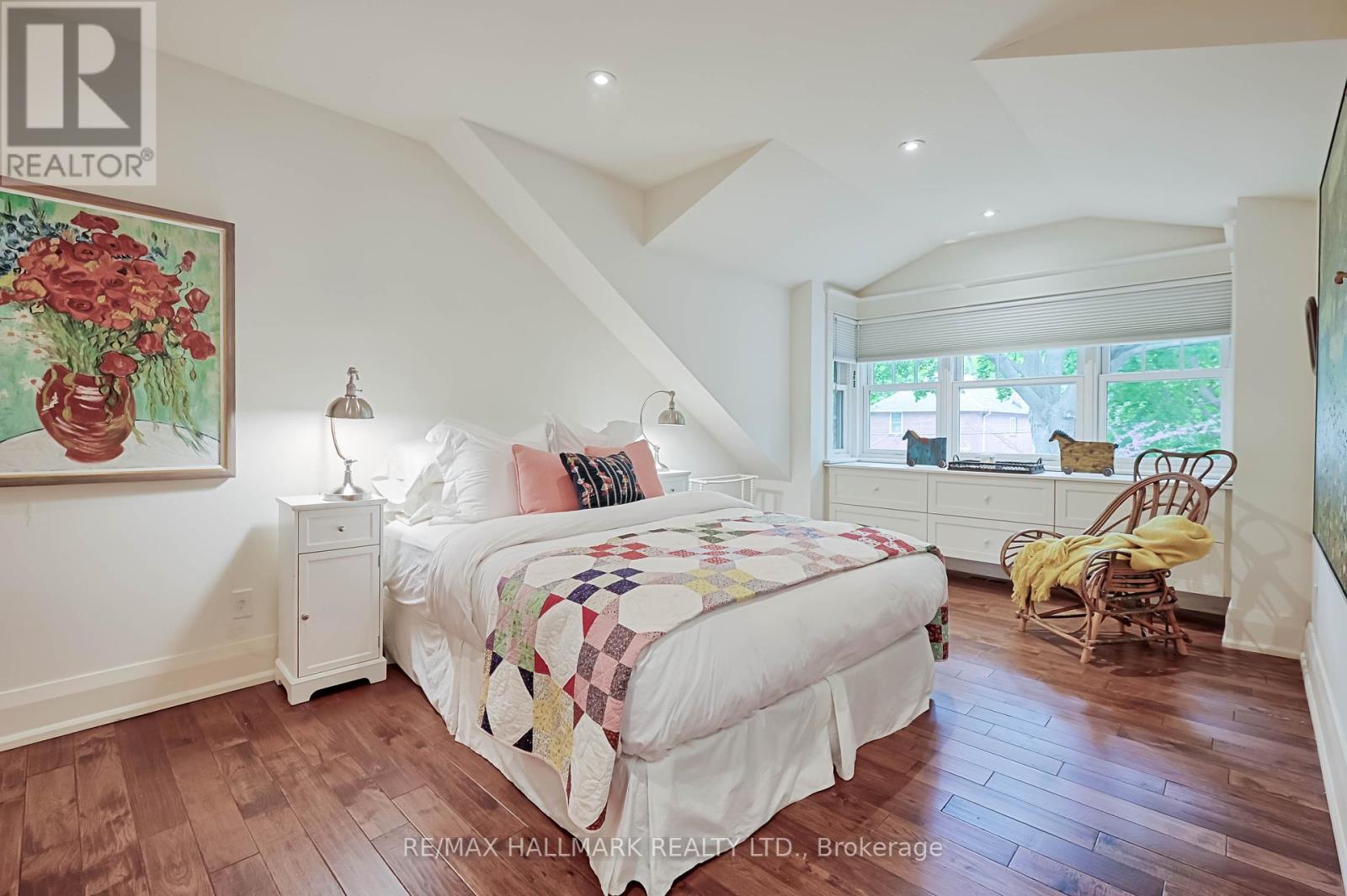 8 Silver Birch Avenue, Toronto, Ontario  M4E 3K9 - Photo 25 - E12208648