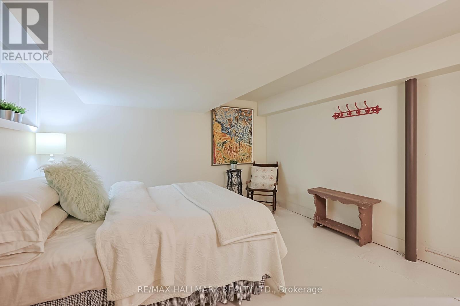8 Silver Birch Avenue, Toronto, Ontario  M4E 3K9 - Photo 31 - E12208648