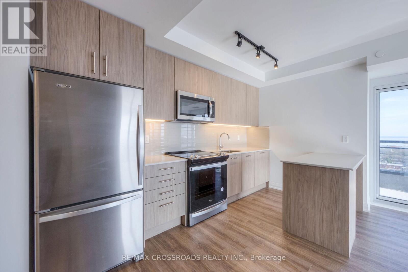 2108 - 286 Main Street, Toronto (East End-Danforth), Ontario  M4C 0B3 - Photo 4 - E12208659