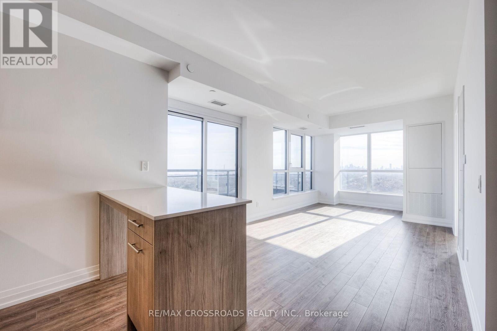 2108 - 286 Main Street, Toronto (East End-Danforth), Ontario  M4C 0B3 - Photo 8 - E12208659