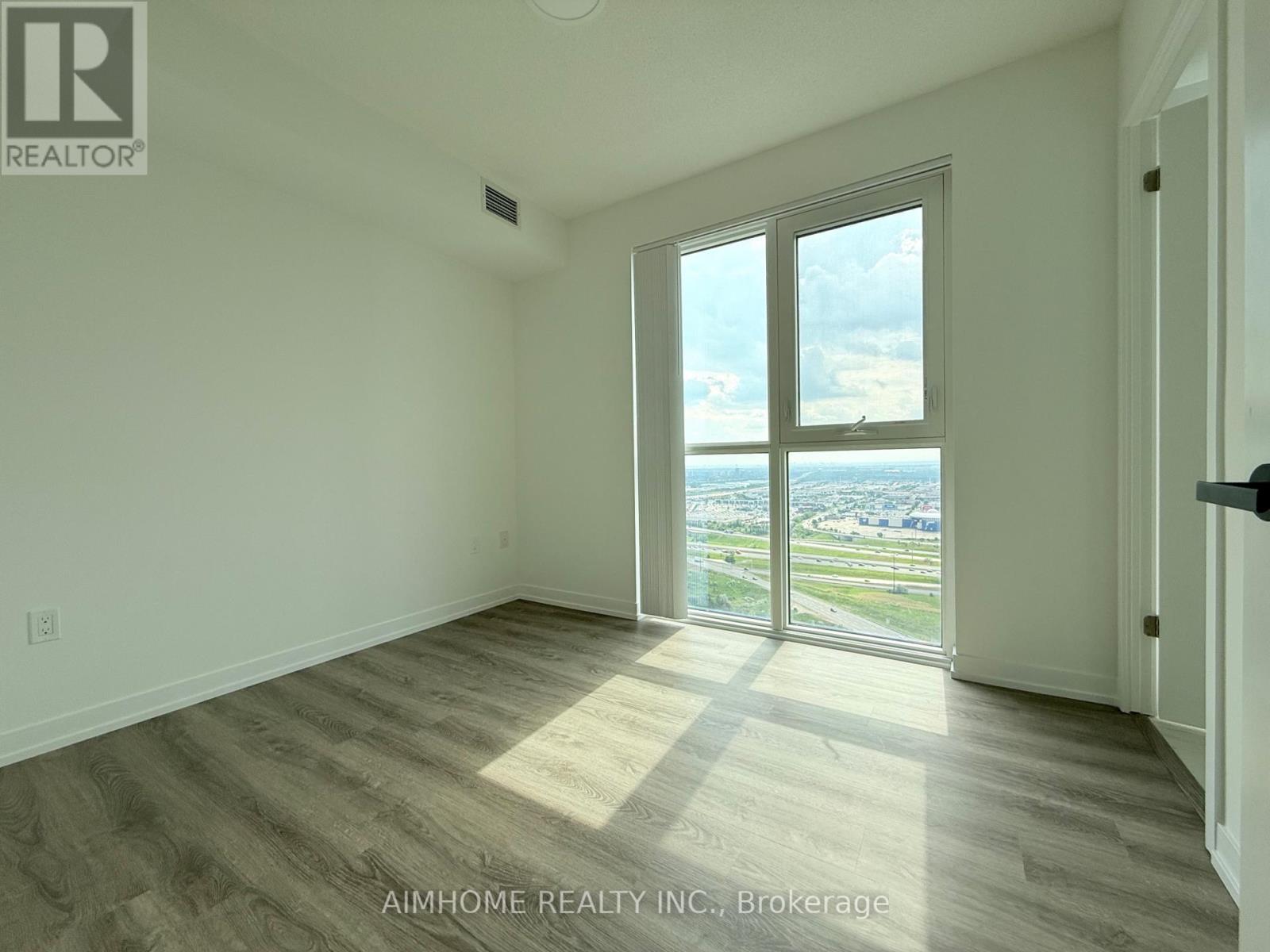 3806 - 195 Commerce Street, Vaughan, Ontario  L4K 0P9 - Photo 4 - N12208656