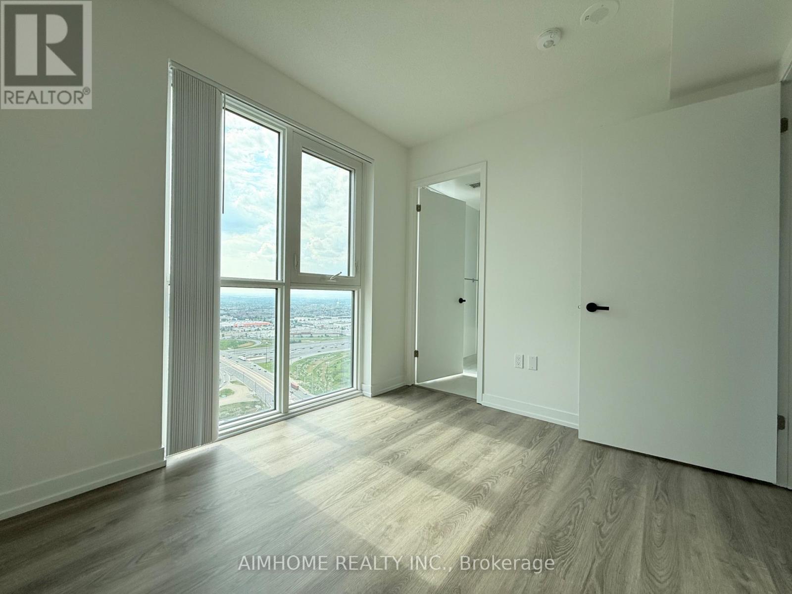 3806 - 195 Commerce Street, Vaughan, Ontario  L4K 0P9 - Photo 5 - N12208656