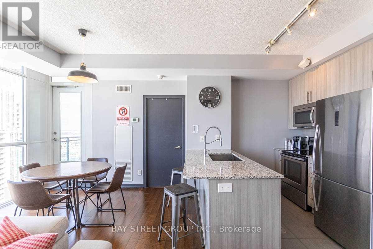 3307 - 4099 Brickstone Mews, Mississauga, Ontario  L5B 3Z1 - Photo 10 - W12208644
