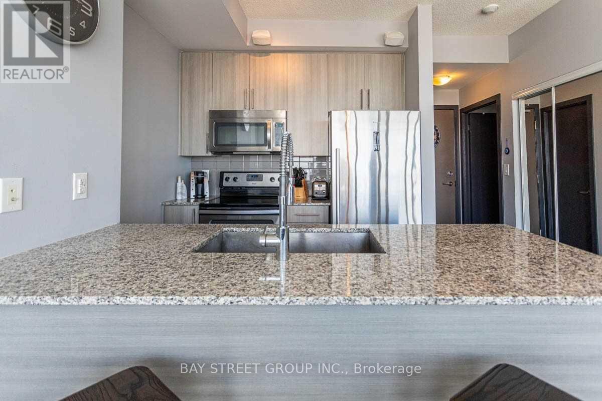 3307 - 4099 Brickstone Mews, Mississauga, Ontario  L5B 3Z1 - Photo 7 - W12208644